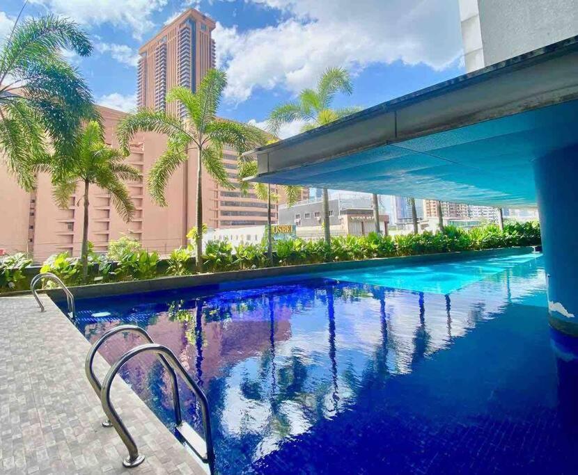 Taragon Service Apartment Куала Лумпур Екстериор снимка