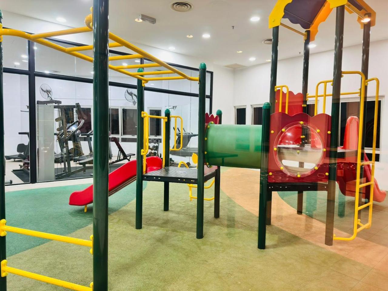 Taragon Service Apartment Куала Лумпур Екстериор снимка
