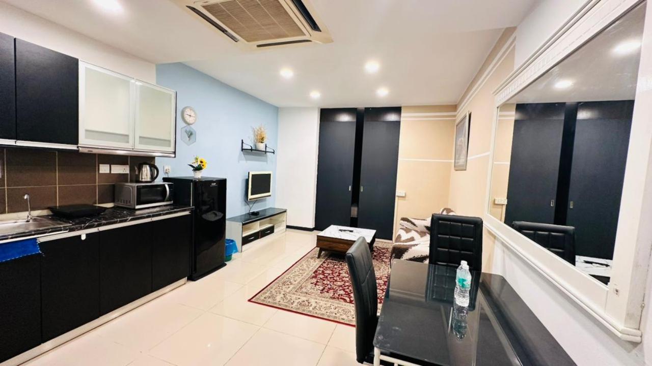 Taragon Service Apartment Куала Лумпур Екстериор снимка